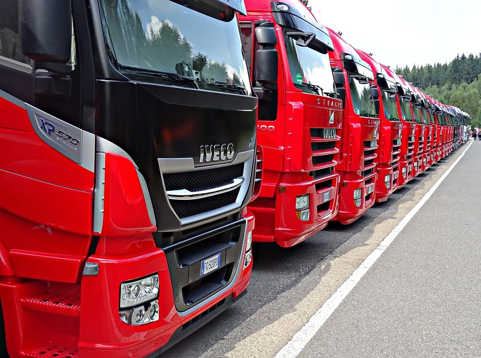 W Polsce brakuje kierowców zawodowych. Brak rozwiązań dla tego problemu.